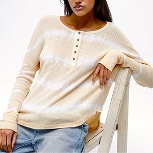 Billabong Shirt Women’s Size Large Any Day Henley Long Sleeve Waffle Knit Tee L